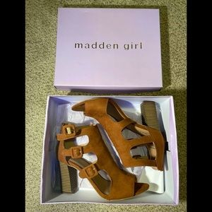 Madden Girl Beatrik Tan Suede Leather Ankle High Heel Size 6.5 - Med -Near Mint*